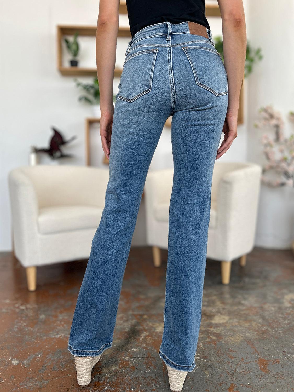 Judy Blue Full Size Mid-Rise Waist Straight Jeans - sneakershuborg